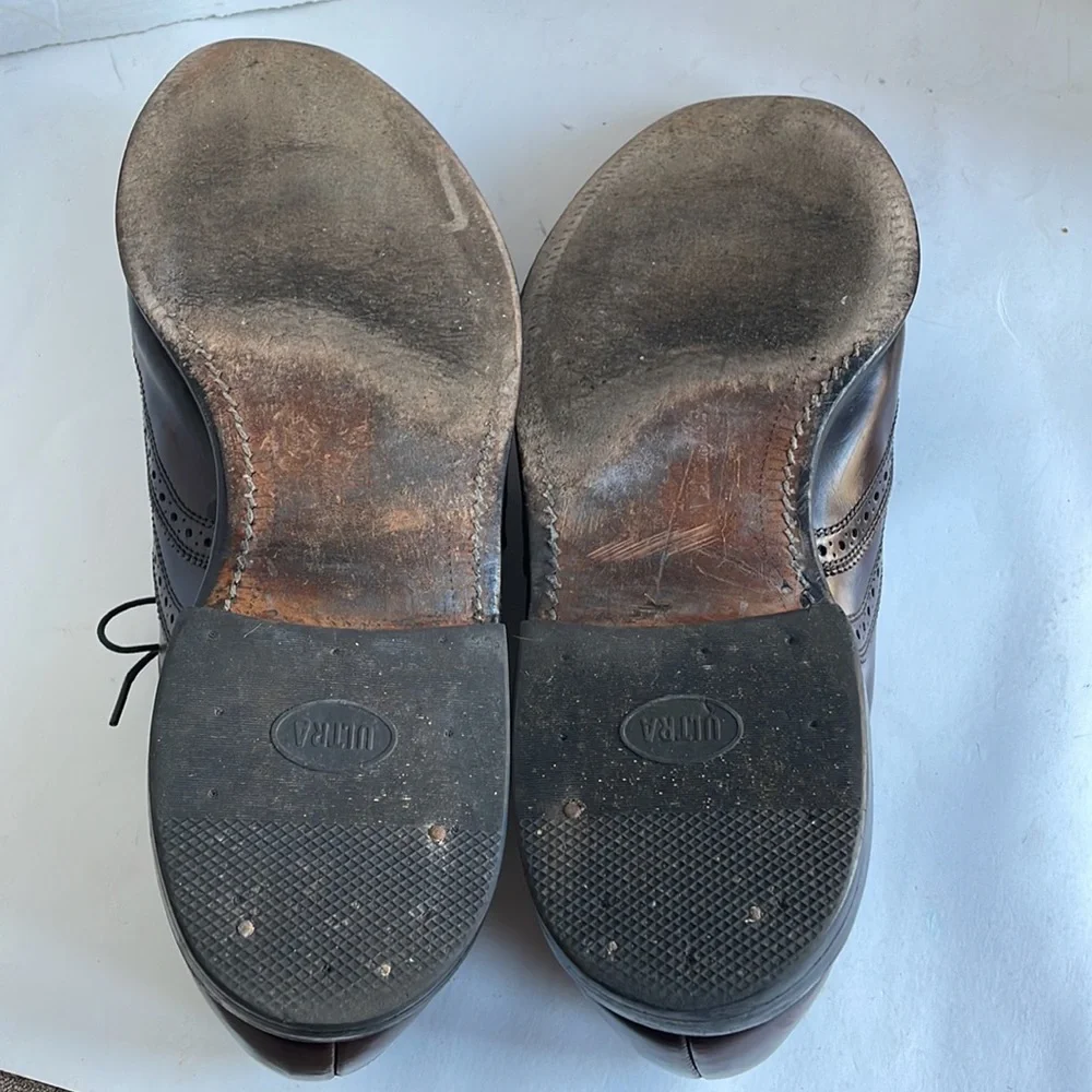 Allen Edmonds questions leave